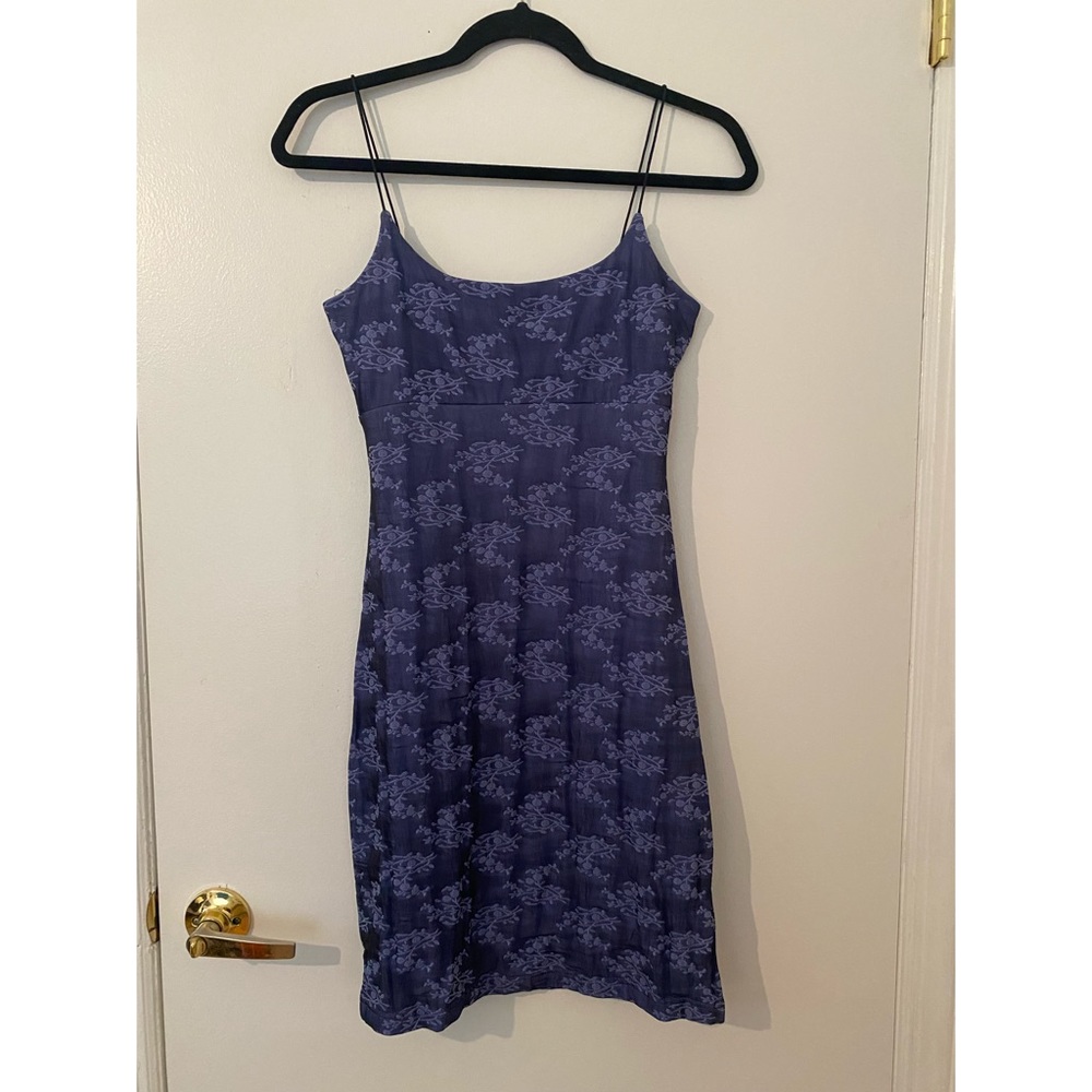 Vintage 90’s spaghetti strap dress ! 💃